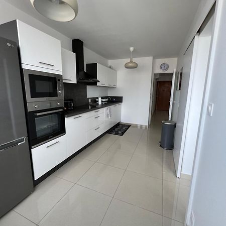 Super 4 Pieces Refait A Neuf Apartment Вильорбан Екстериор снимка