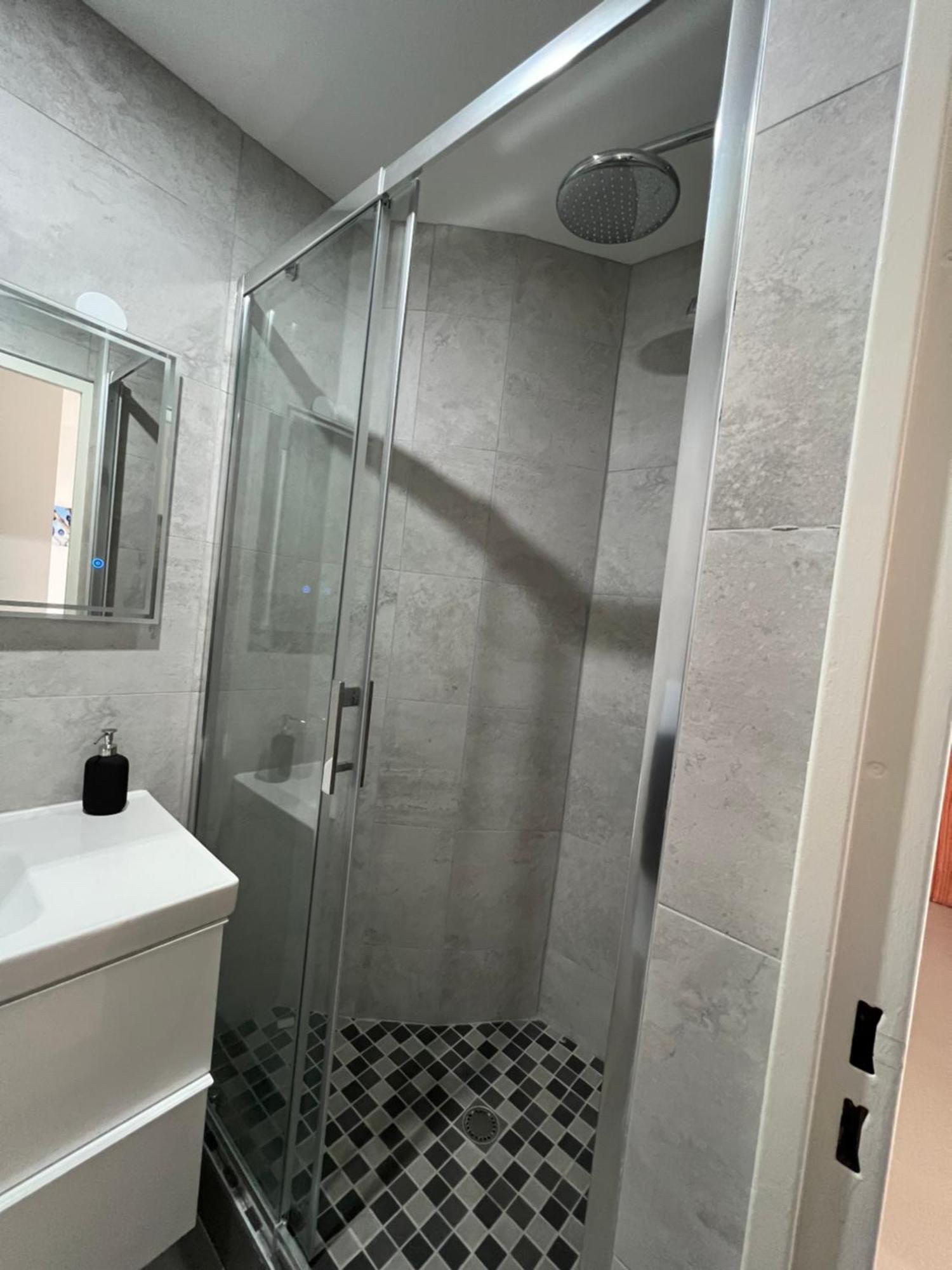 Super 4 Pieces Refait A Neuf Apartment Вильорбан Екстериор снимка